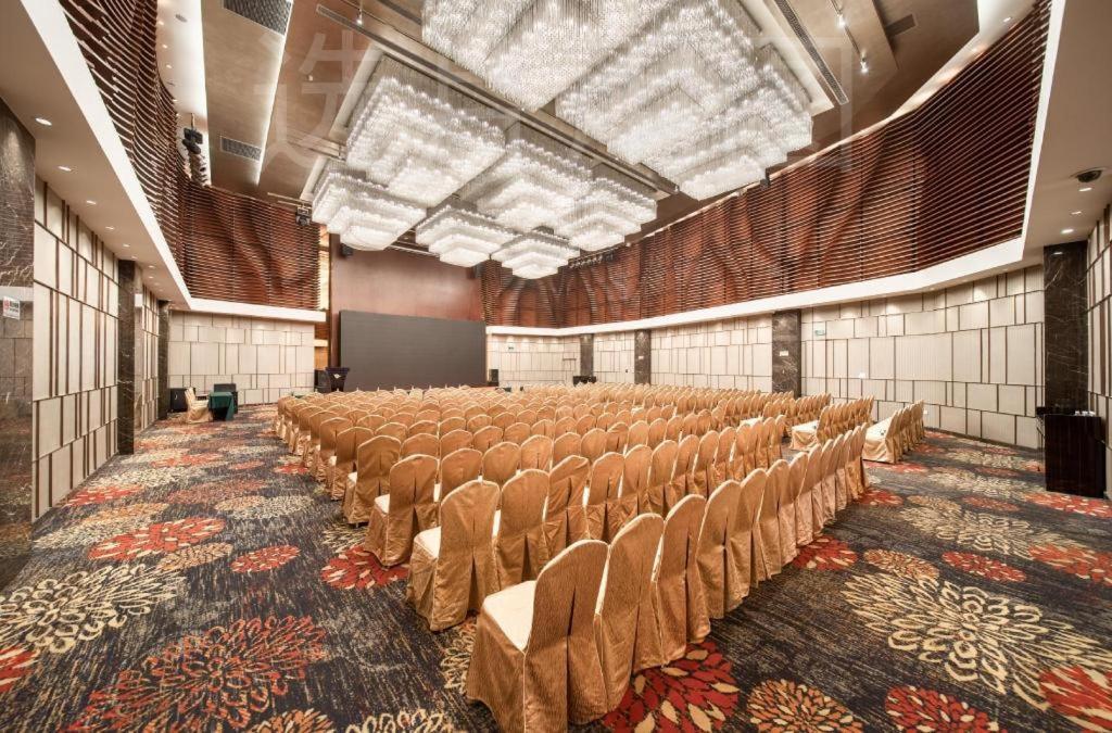 Shenzhen L.Gem Hotel Экстерьер фото